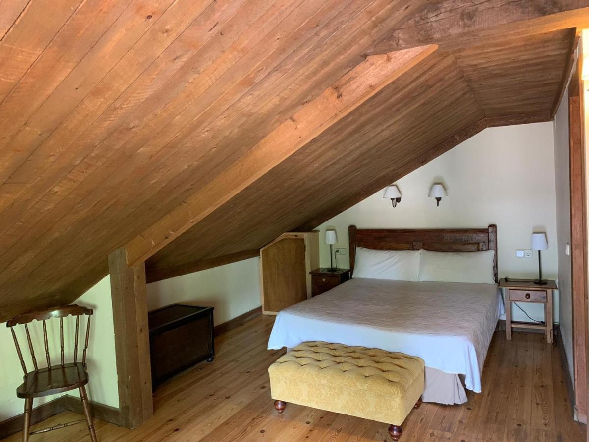 Hotel Charle Jaca Zewnętrze zdjęcie