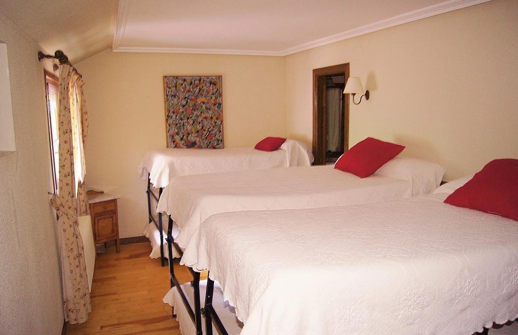 Hotel Charle Jaca Zewnętrze zdjęcie